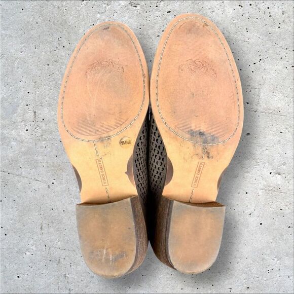 VINCE CAMUTO Paleta Dark Brown/Grey Perforated Nubuck Bootie | US Size 9 (S274) - Picture 8 of 9